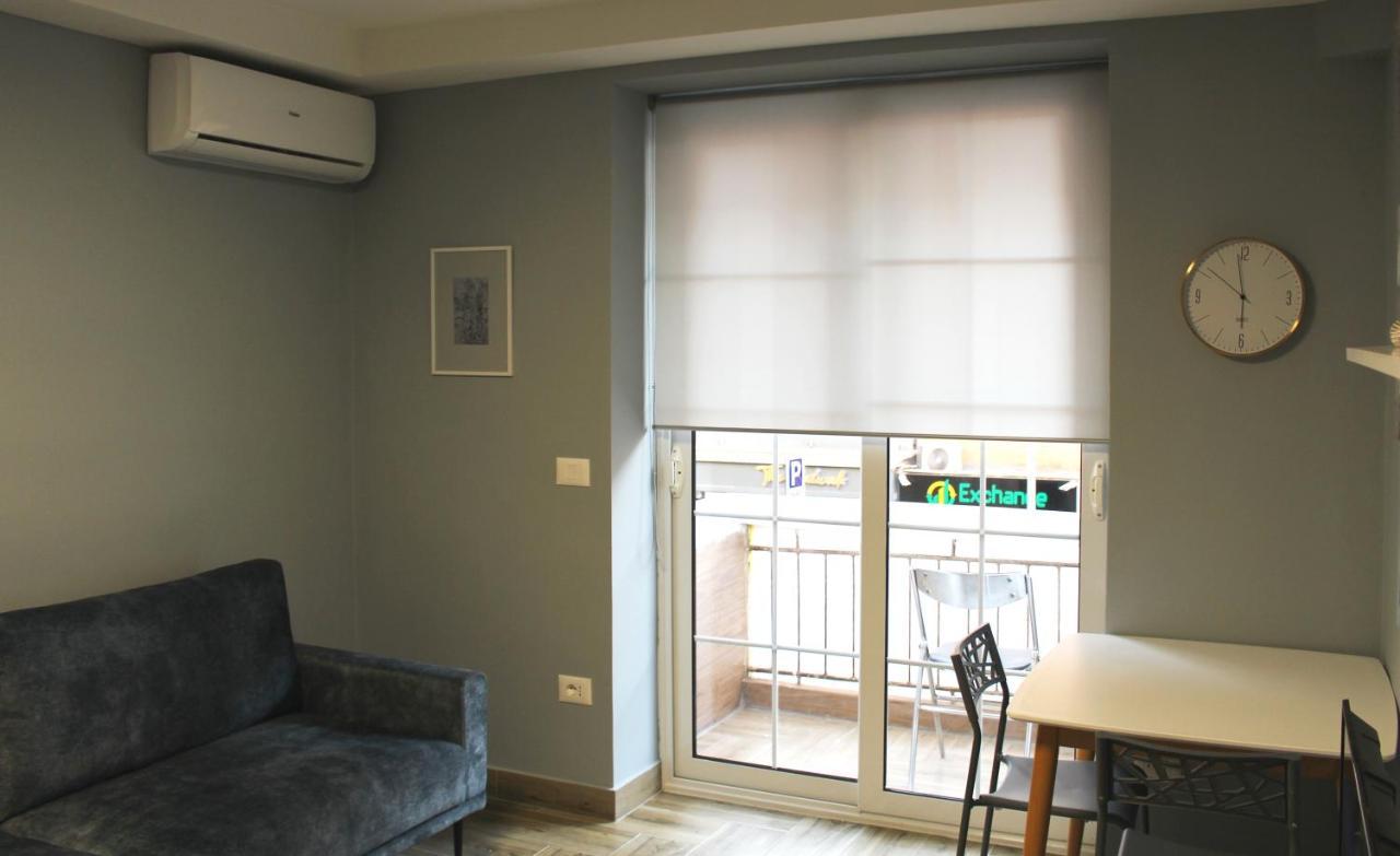 Appartement 2V1 - Blloku Bkt à Tirana Extérieur photo